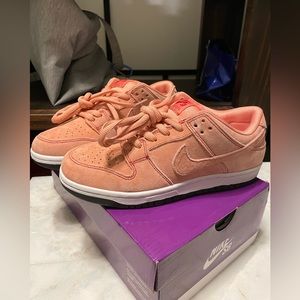 Nike SB Dunk Pink Pig